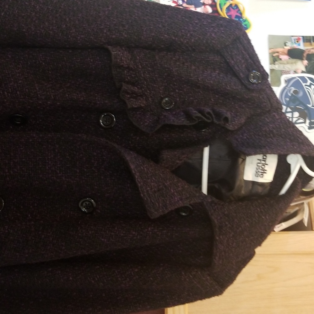Coat - Picture 3 of 4